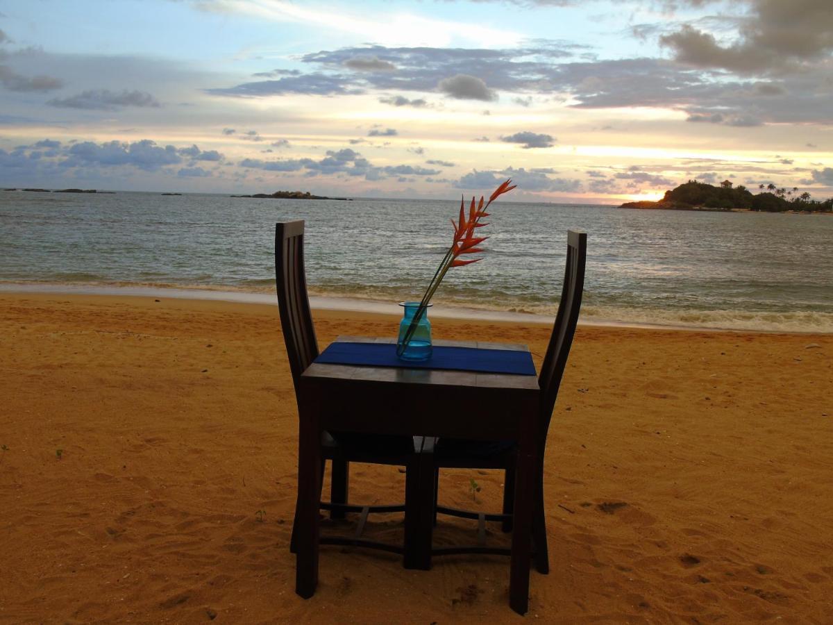 Banana Beach Unawatuna Exteriér fotografie